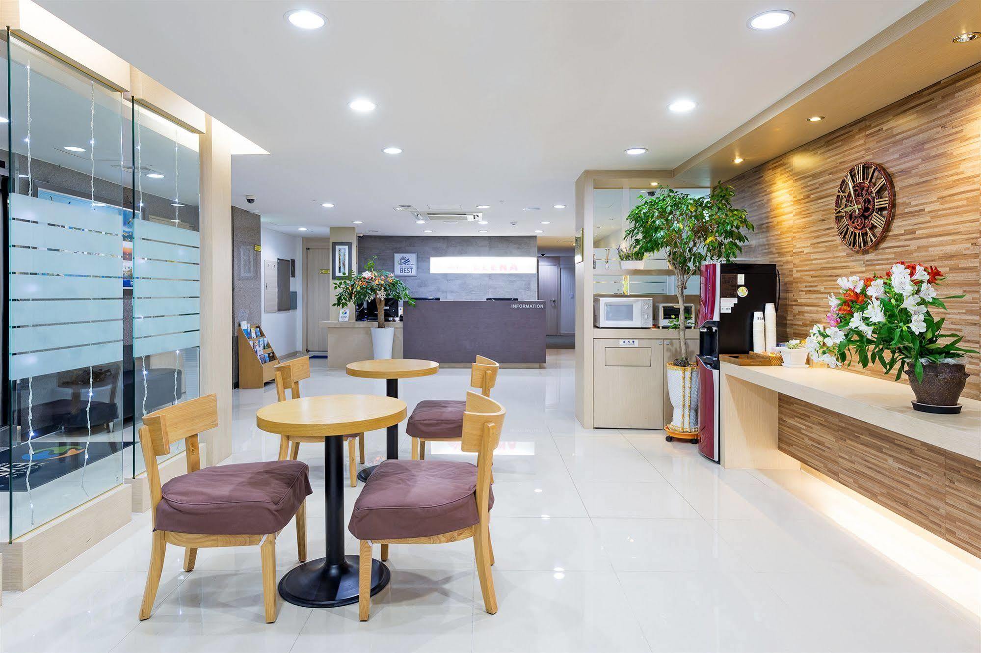 Elena Business Hotel Yeosu Exterior foto